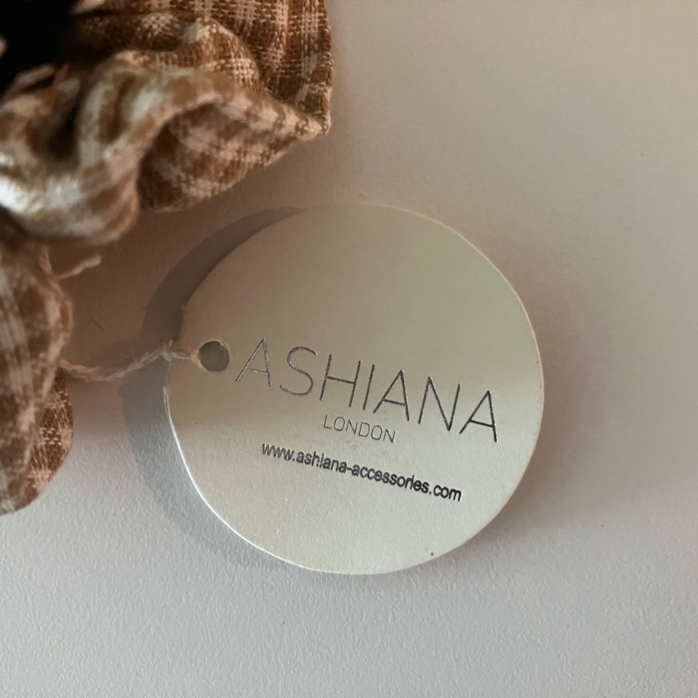💕 Beauty Bundle 💕 - Picture 5 of 6